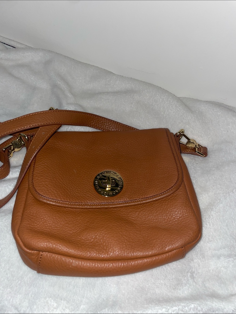 Isaac Mizrahi Cognac Leather Crossbody with Gold-Tone Medallion